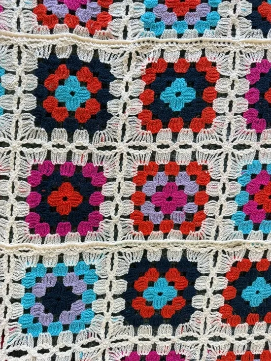 POL Multicolor Crochet Granny-Square Cardigan in Cream, Red, Pink, Blue - Picture 5 of 5